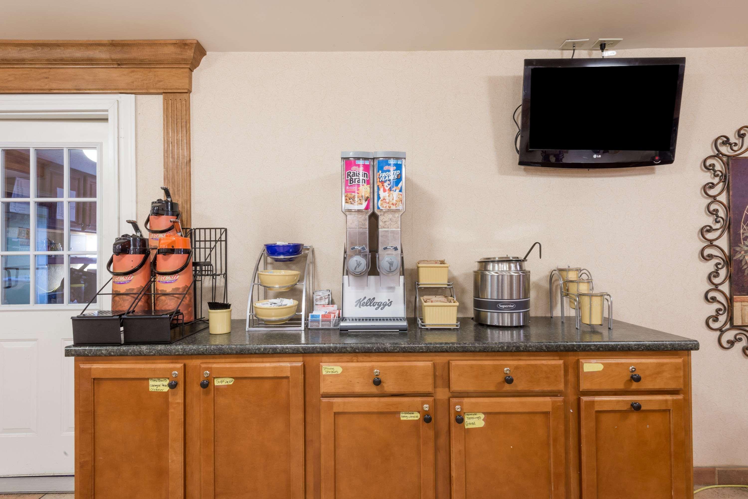 Days By Wyndham In Hotel Columbus